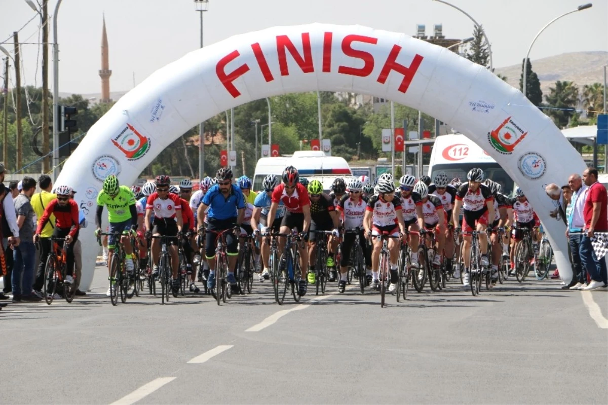 Bisiklet Tutkunları Şanlıurfa\'da Yarıştı