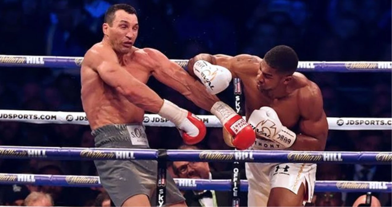 Dünya Ağır Sıklet Boks Maçında Joshua, Klitschko\'yu Nakavt Etti