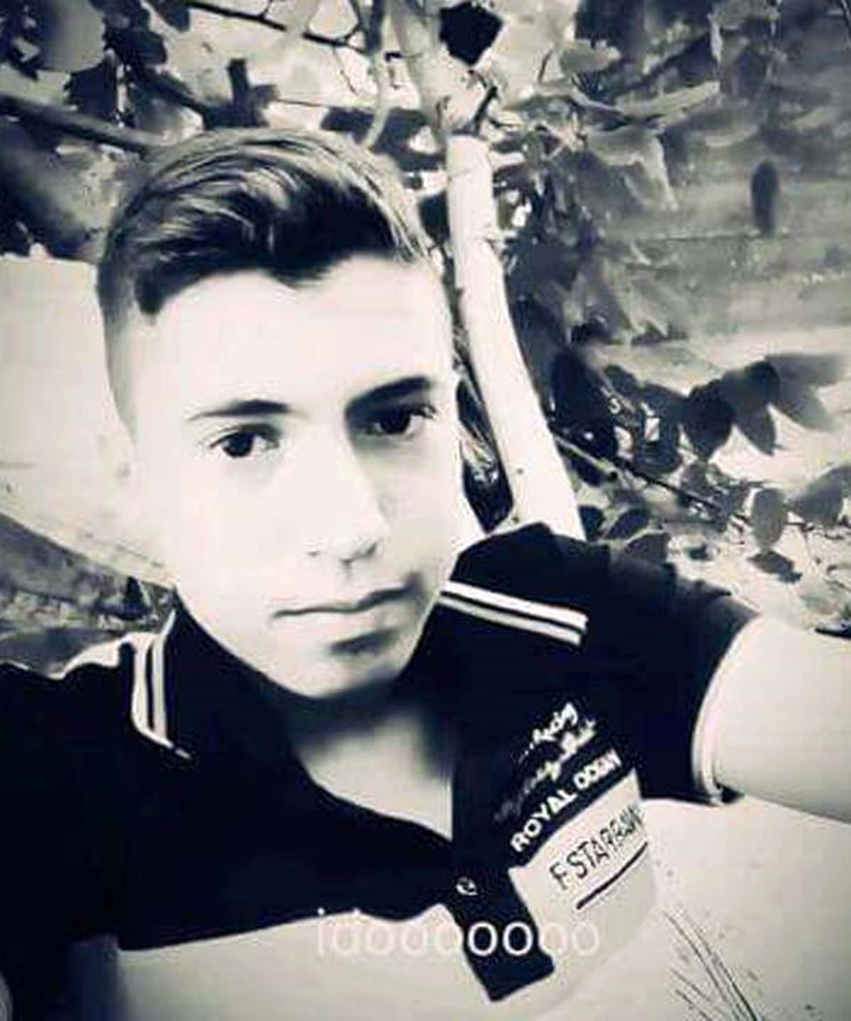 Erdemli\'de 2 Arkadaş Denizde Boğuldu