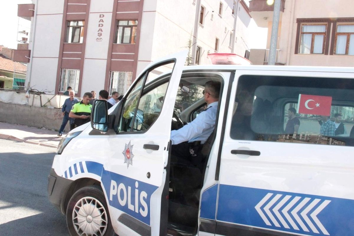 Genç Kız Av Tüfeği ile İntihar Etti