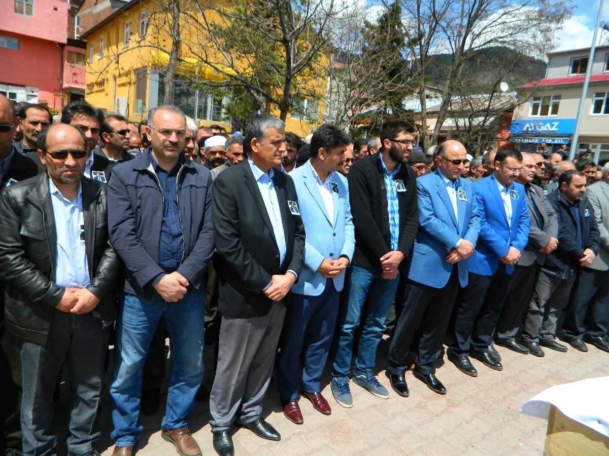 İl Genel Meclisi Üyesi Bedrettin Çakıcı Toprağa Verildi