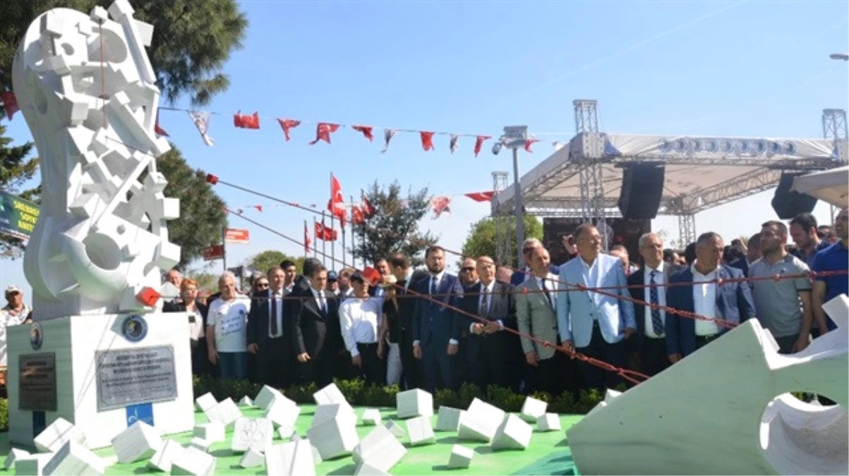 Kartal\'da "Srebrenitsa Soykırımı Anıtı" Açıldı