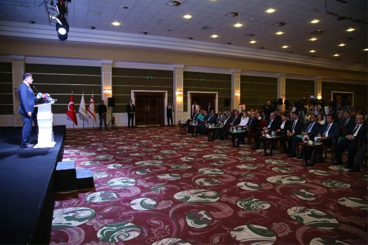 KKTC\'de "Dünyada, Türkiye\'de ve KKTC\'de Ekonomik Gelişmeler ve Beklentiler Konferansı"