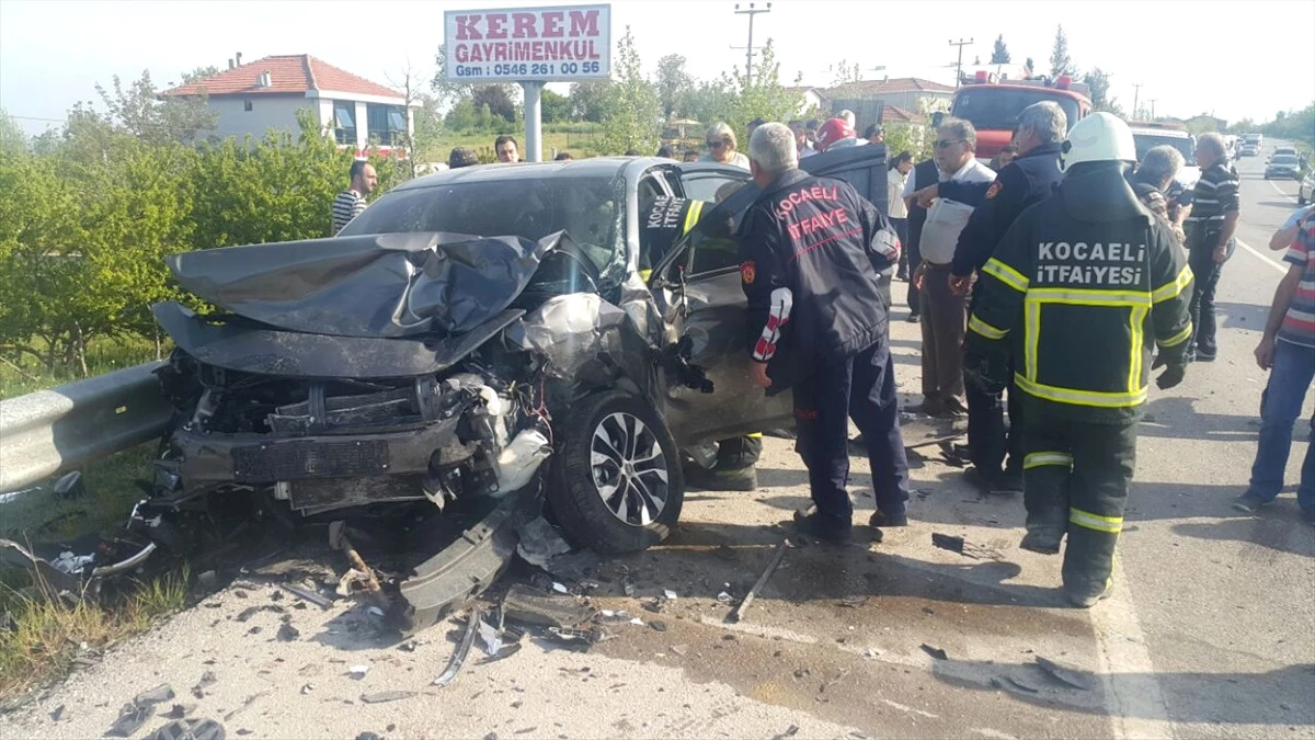 Kocaeli\'de Zincirleme Trafik Kazası