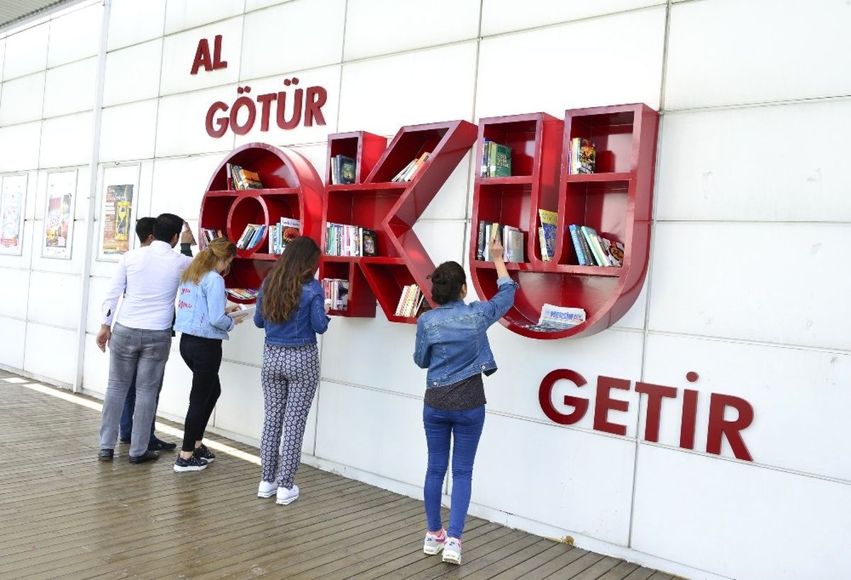 Mersin\'de \'Al Götür, Oku Getir\' Projesi