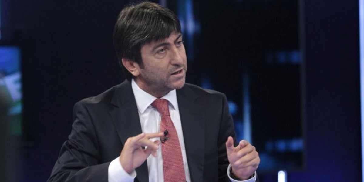 Rıdvan Dilmen Yine Bombaladı