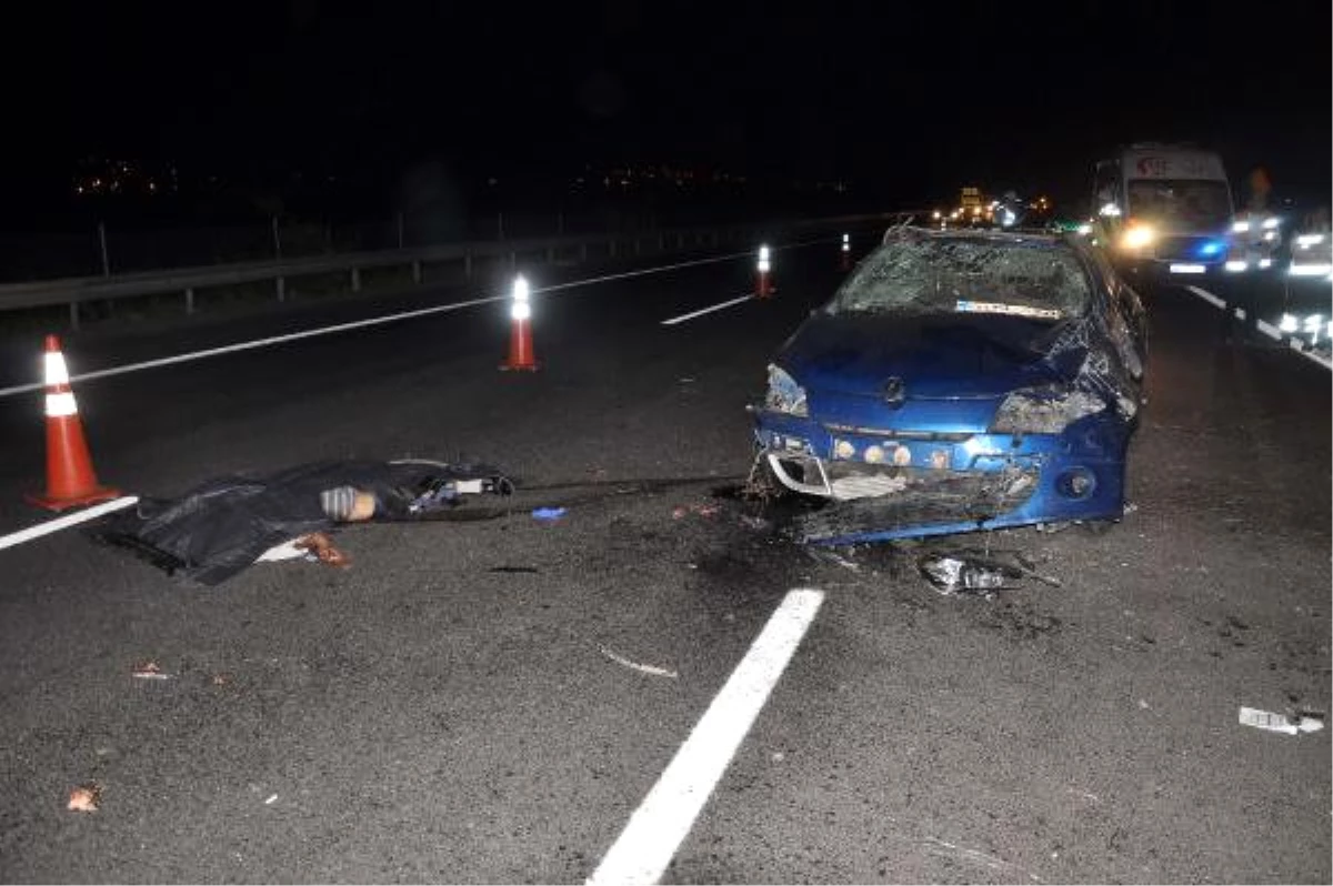 Sürücünün Kontrolünden Çıkan Otomobil Takla Attı: 2 Ölü, 1 Yaralı