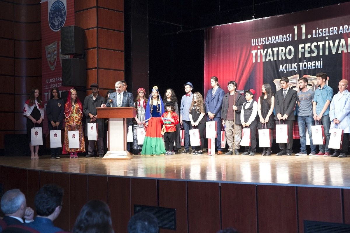 Uluslararası Tiyatro Festivali\'nin 12.\'si 2 Mayıs\'ta Başlıyor