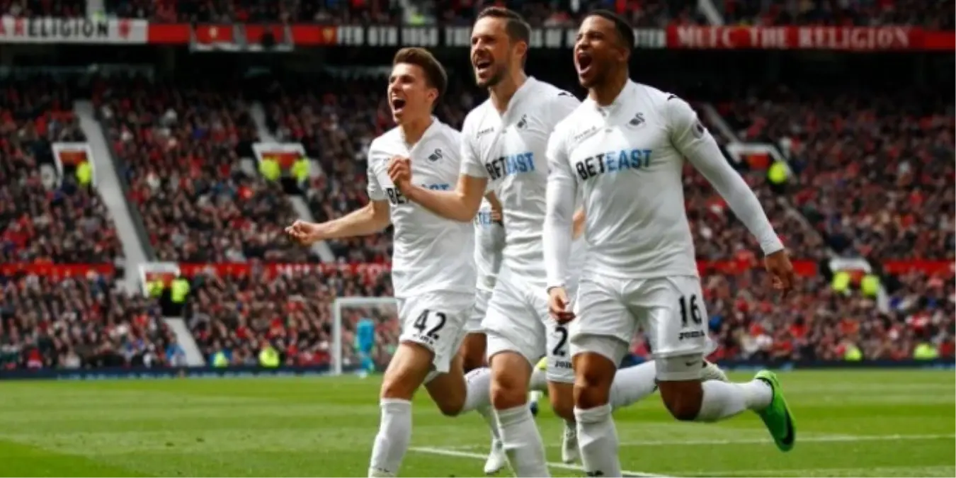 United\'a Swansea Çelmesi!