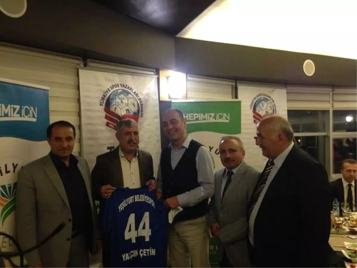 Yalçın Çetin: "Evkur Yeni Malatyaspor Şampiyonluğa Yakın"