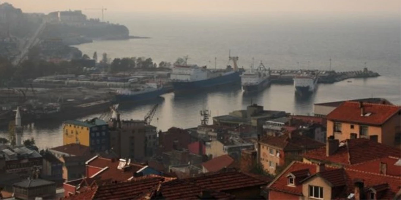 Zonguldak Limanı\'nda Antitank Füzesi Parçaları Ele Geçirildi