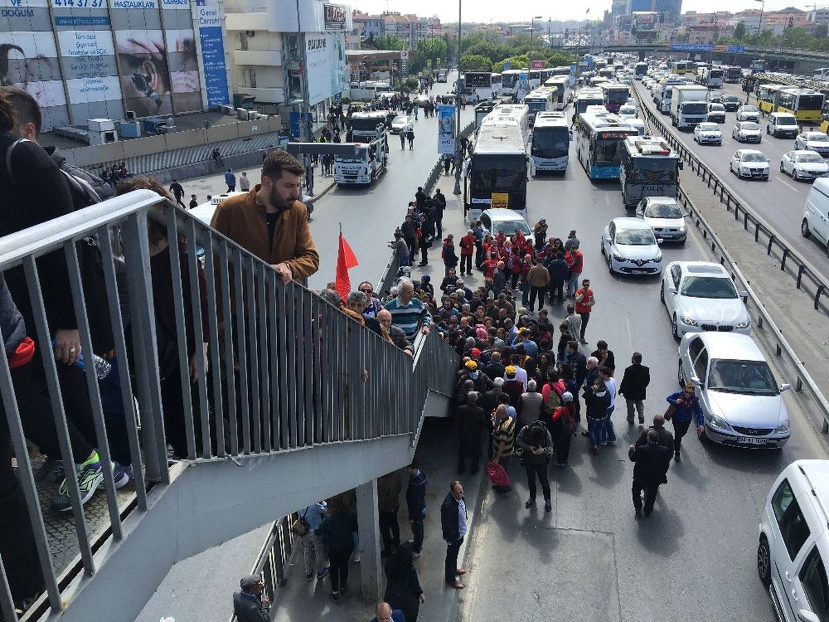 1 Mayıs Kutlamaları Yerini Dönüş Yoğunluğuna Bıraktı