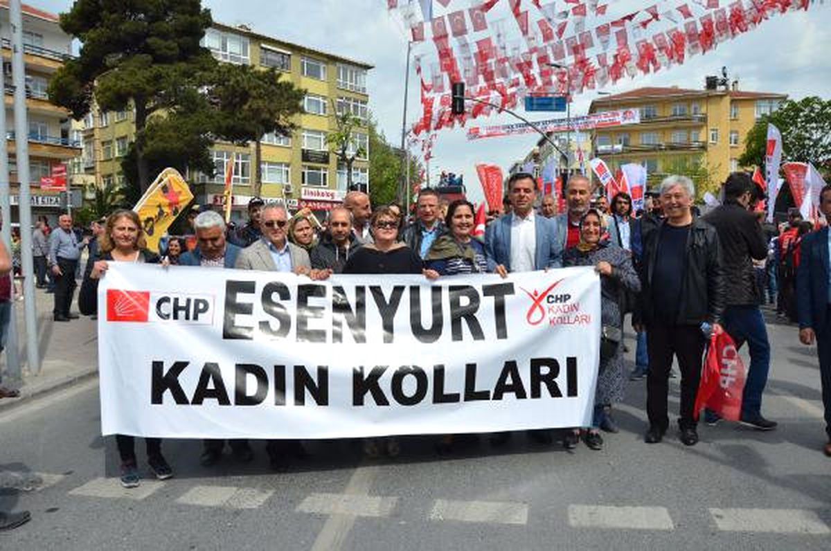 1 Mayıs Kutlamalarının Merkezi Bakırköy\'de CHP Heyeti de Yer Aldı