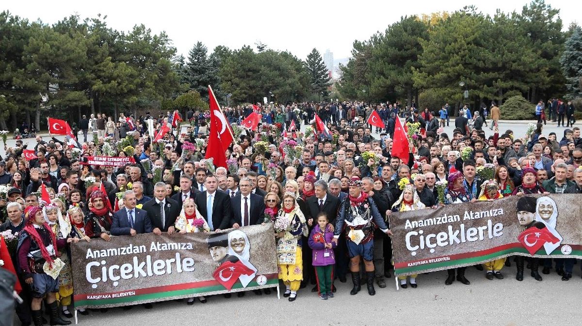 Anneler Günü\'ne En Anlamlı Kutlama
