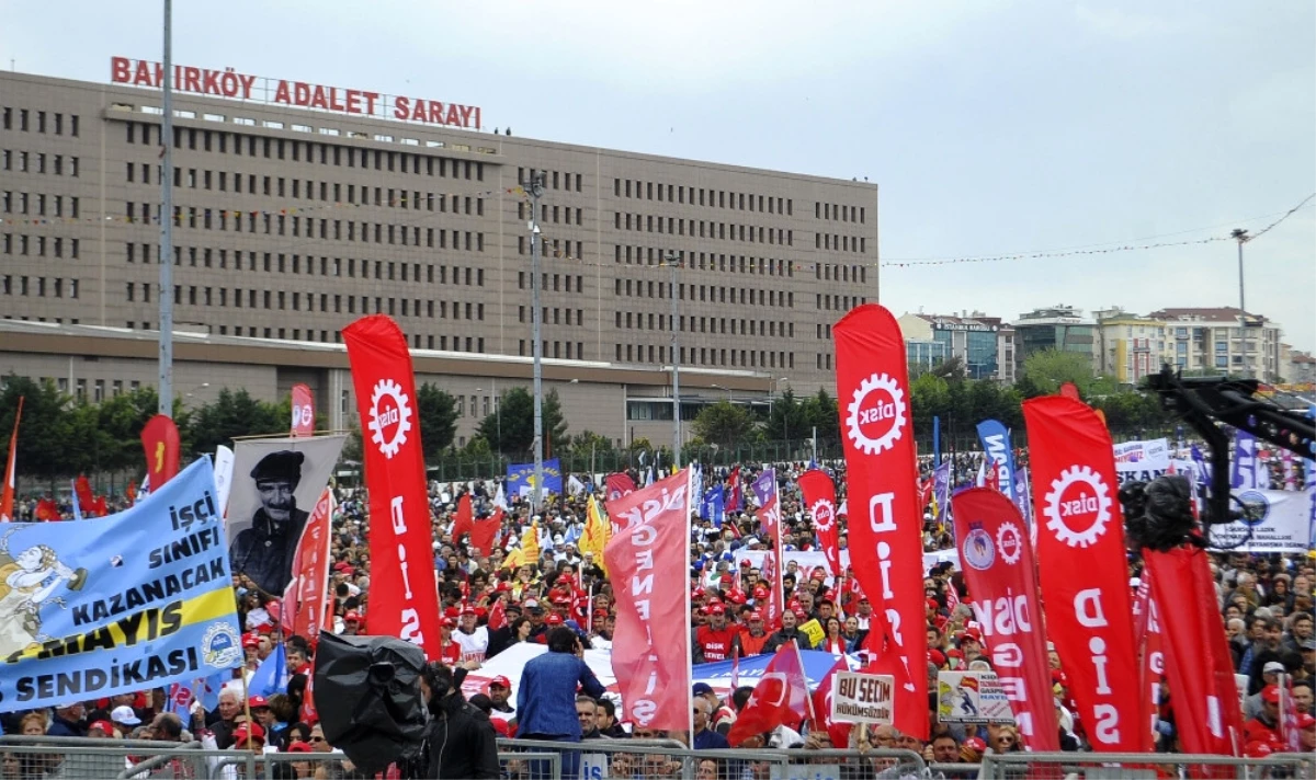 Bakırköy\'de 1 Mayıs Kutlaması