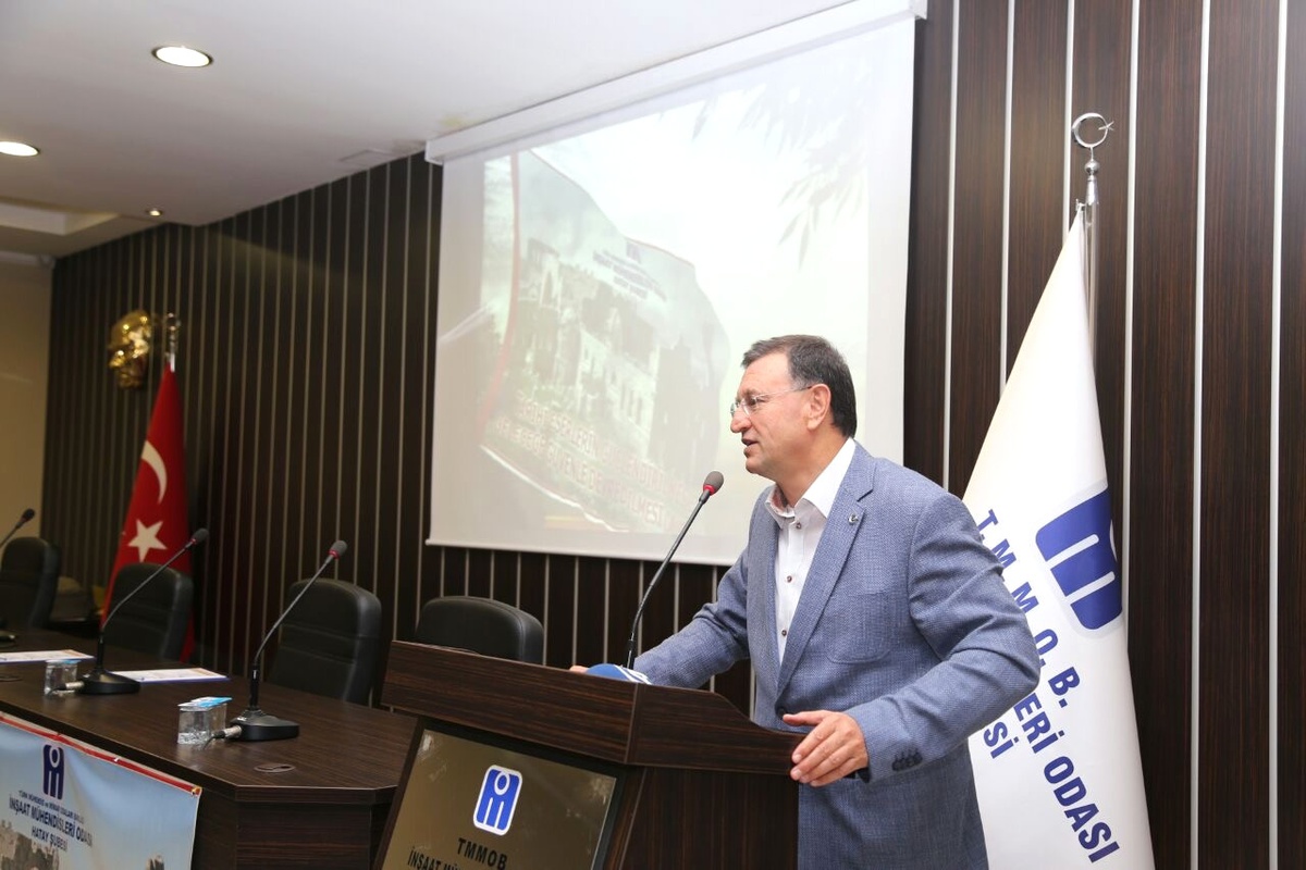 Başkan Savaş Hatay\'ın Tarihine Sahip Çıkıyor