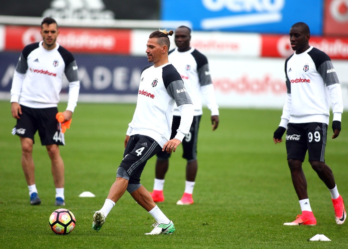 Beşiktaş, Fenerbahçe Hazırlıklarına Başladı