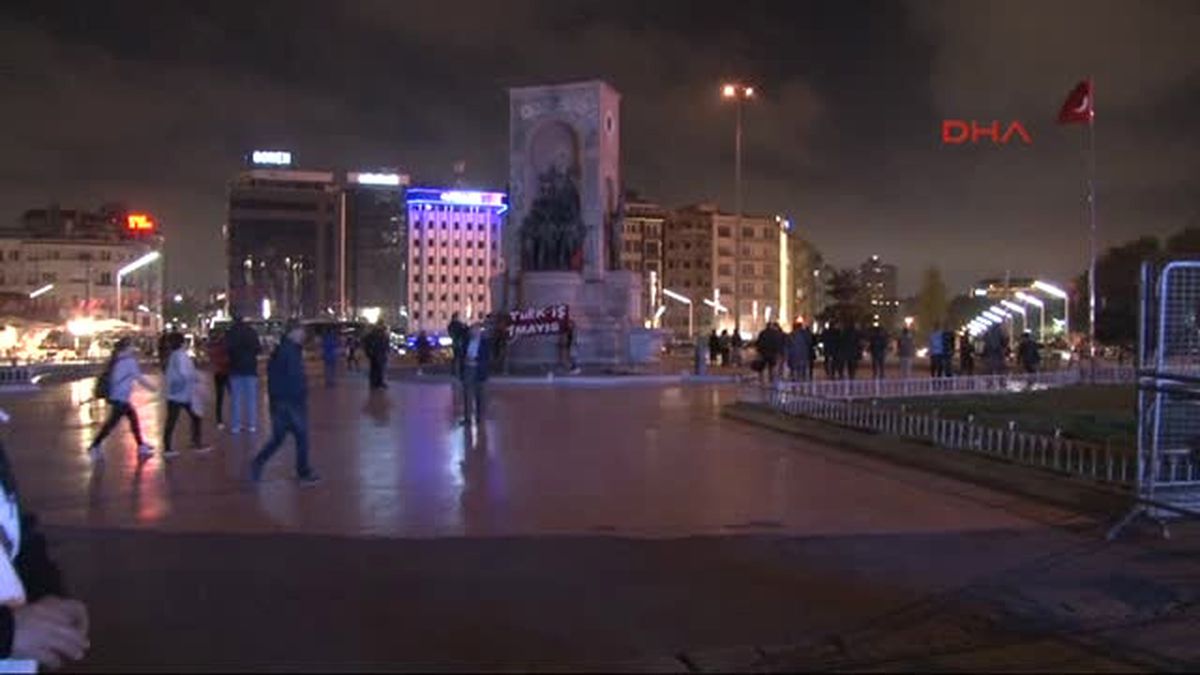Dha İstanbul - Taksim Meydanı Açıldı