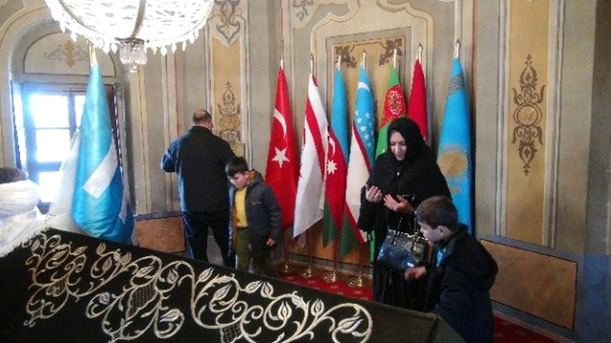 Ertuğrulgazi Türbesi\'ne Ziyaretçi Akını