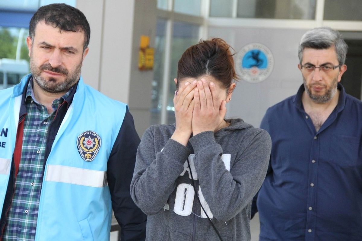 Evden Hırsızlık Yapan Genç Kadın Yakalandı