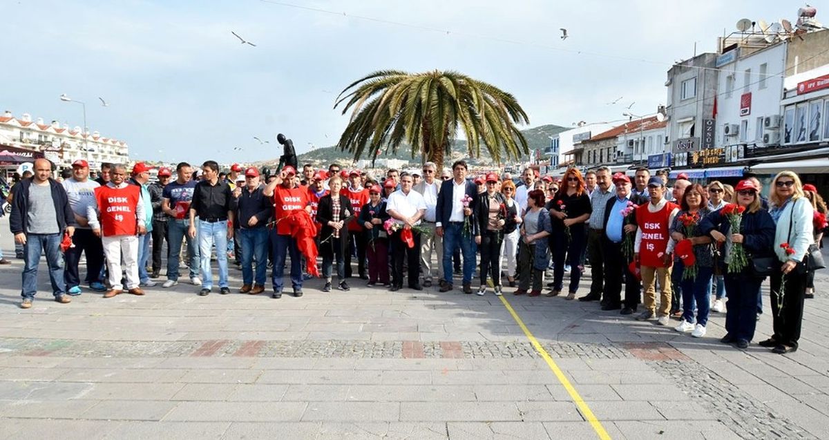Foça\'da 1 Mayıs Kutlaması