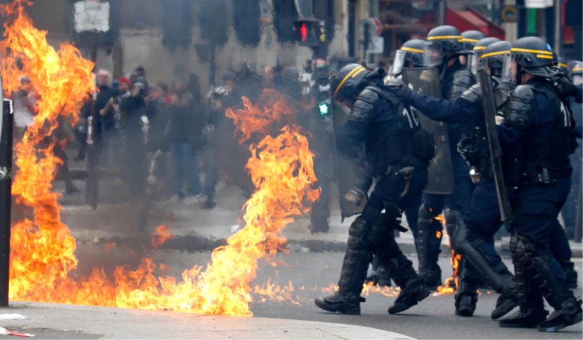 Fransa\'daki 1 Mayıs Gösterilerinde 6 Polis Yaralandı