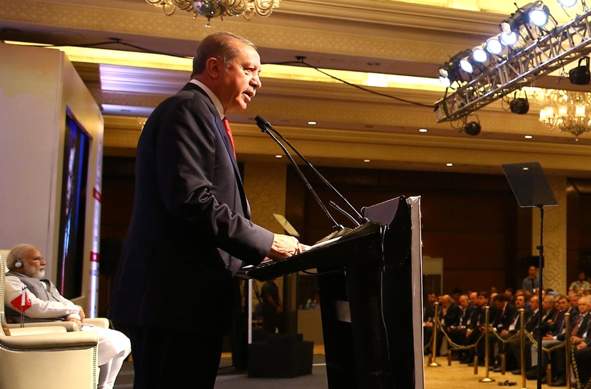Hindistan Dünyanın En Büyük Demokrasisidir"