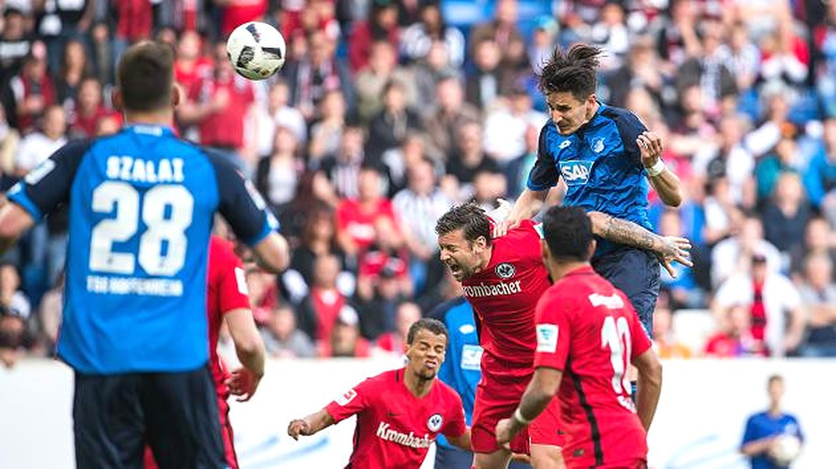 Hoffenheim, Şampiyonlar Ligi\'nde Oynamaya Hak Kazandı