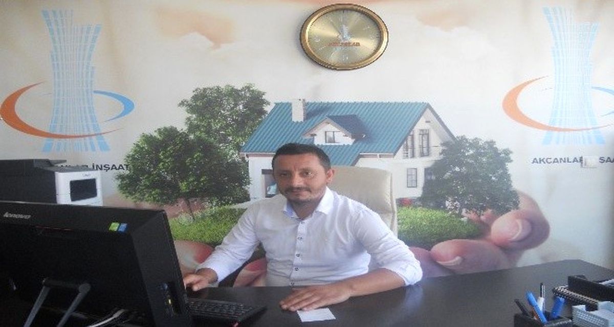 İş Adamı Akcan\'dan 1 Mayıs Kutlaması