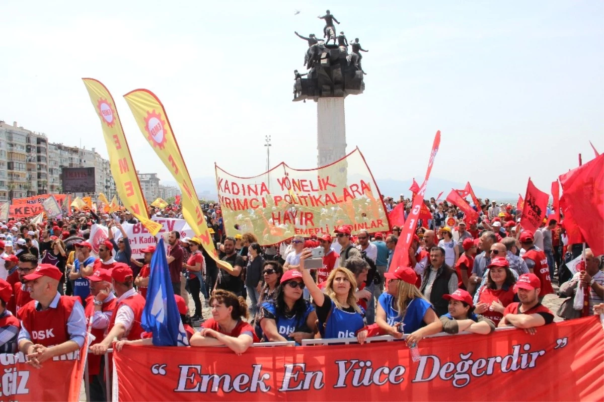 İzmir\'de 1 Mayıs Coşkusu