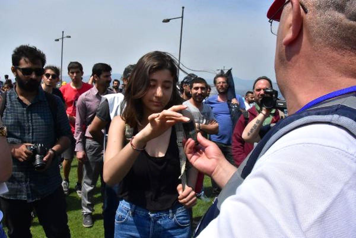 İzmir\'deki 1 Mayıs Kutlamaları Coşkulu Başladı (3)