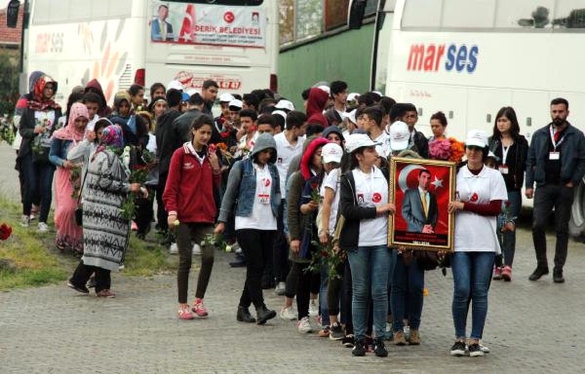 Mardinli Öğrenciler Şehit Kaymakamın Vasiyetini Gerçekleştirdi