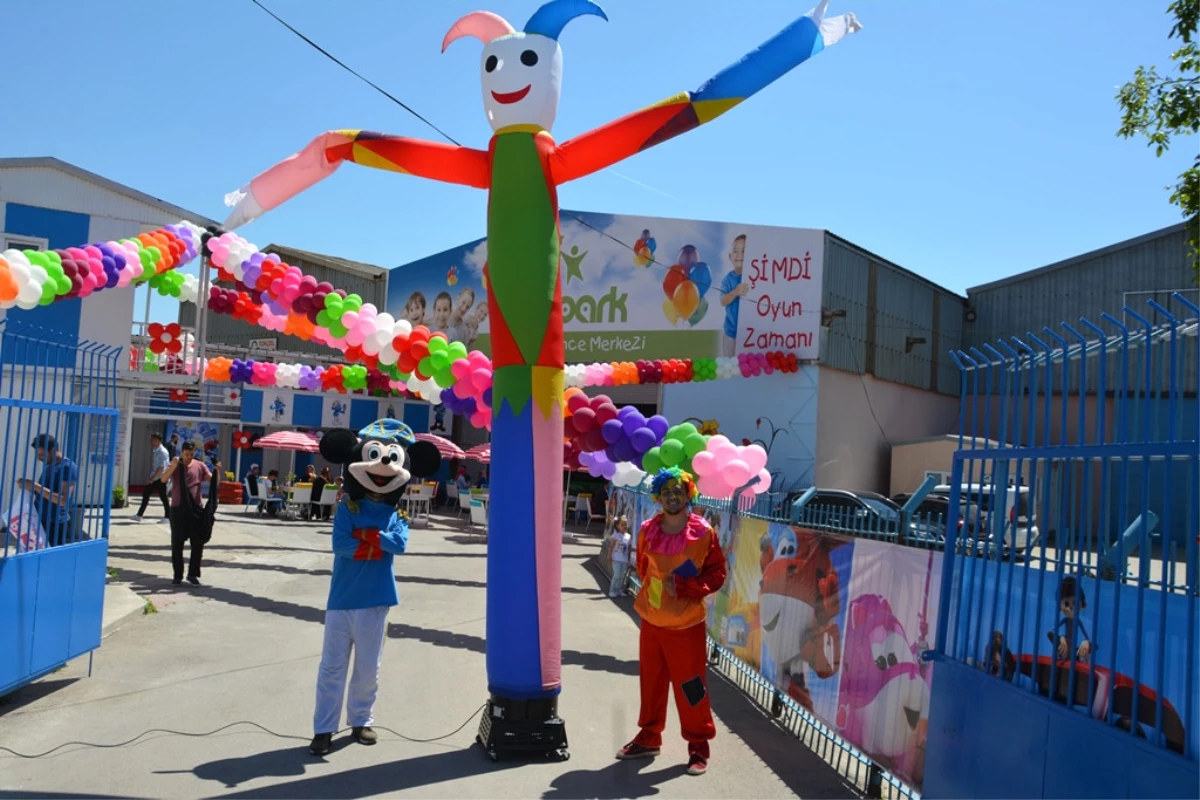Pia Park Çocuk Eğlence Merkezi açıldı