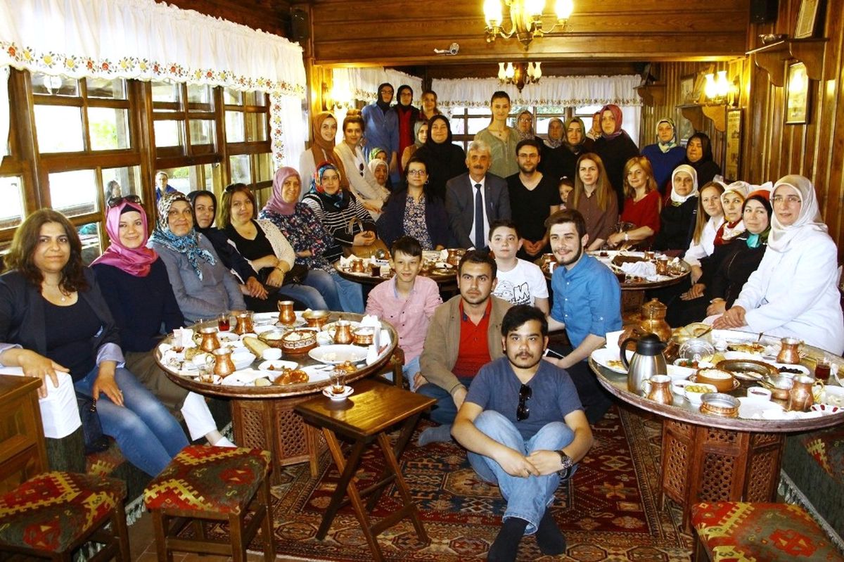 Referandum Yorgunluğunu Saitabat\'ta Attılar
