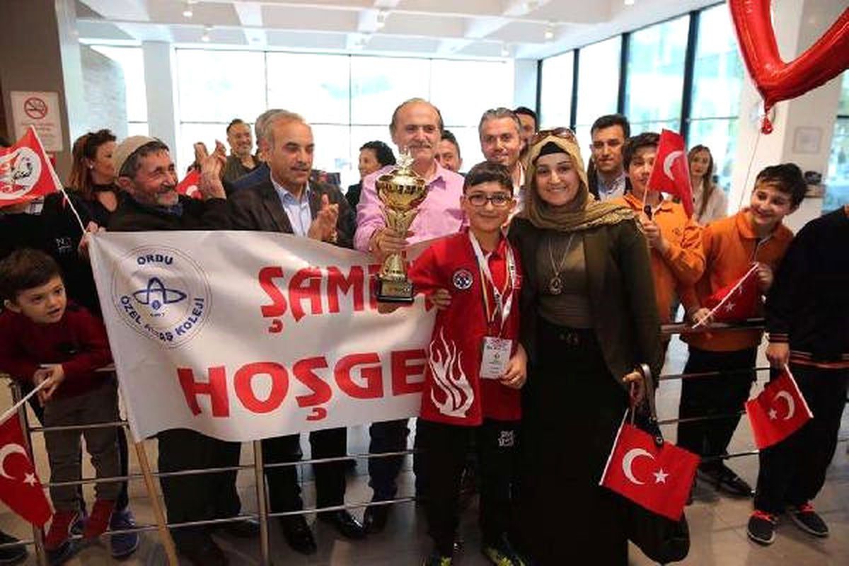 Satrançta 2 Dünya Şampiyonluğu