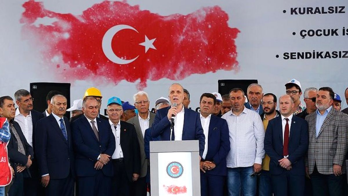 Türk-İş 1 Mayıs\'ı Ankara\'da Kutladı