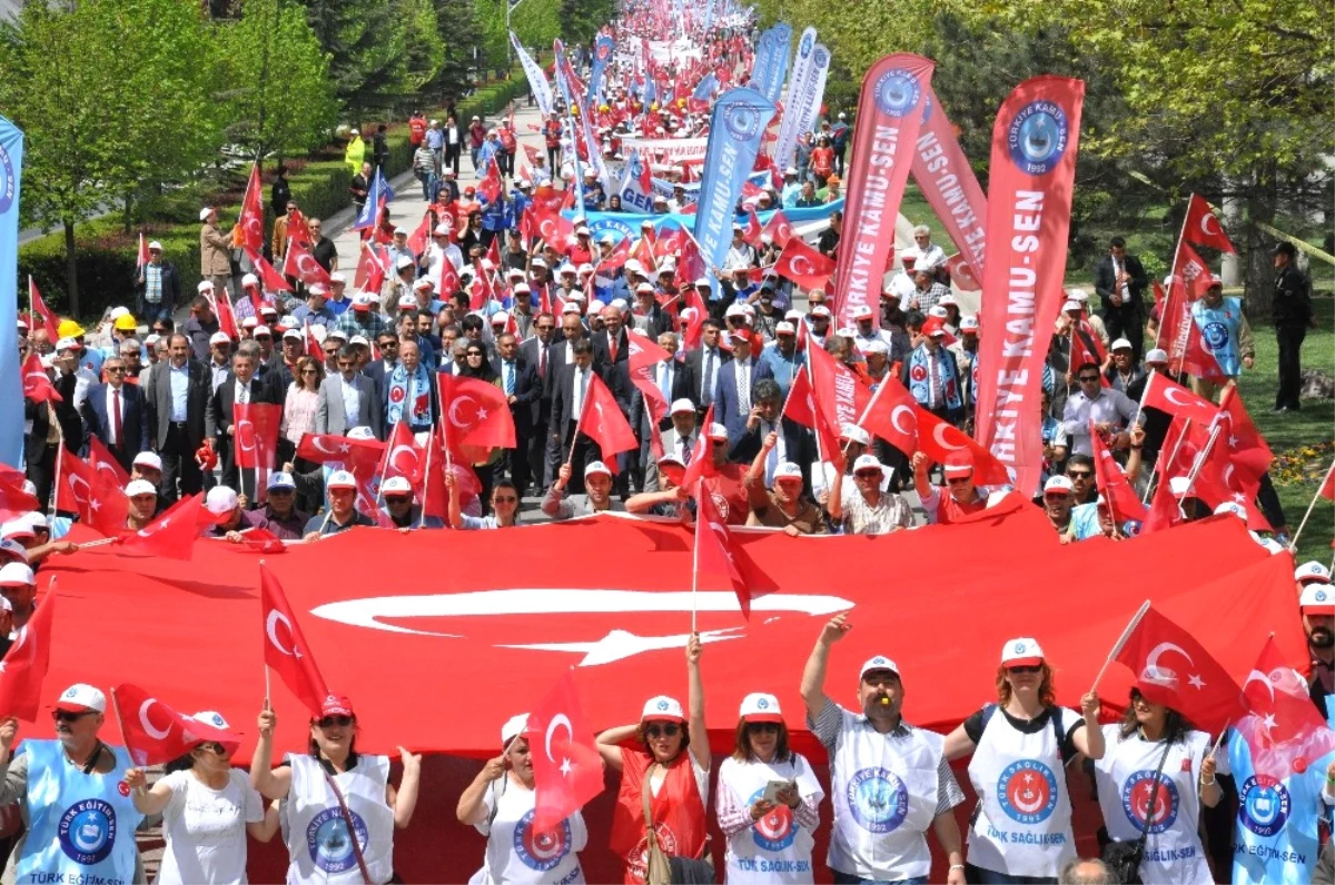 Türkiye Kamu Sen 1 Mayıs\'ı Eskişehir\'de Kutladı