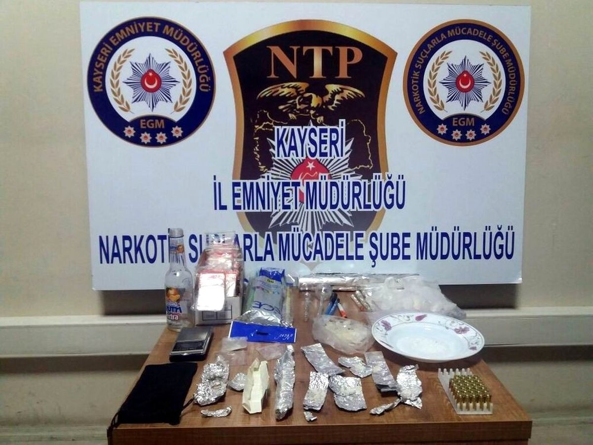 Uyuşturucu Madde Satışı Yapan Şahıslara Operasyon: 3 Gözaltı