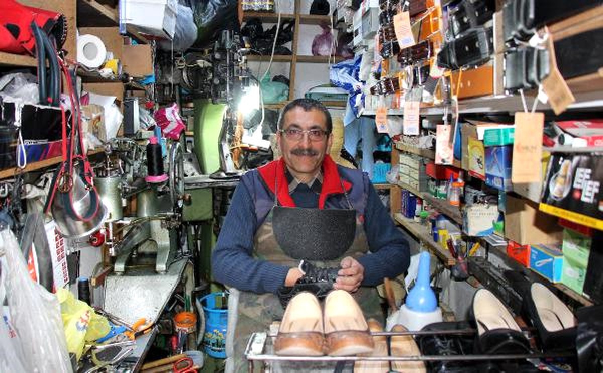 35 Yıllık Ayakkabı Tamircisi: Biz Son Kelaynak Kuşu Gibiyiz