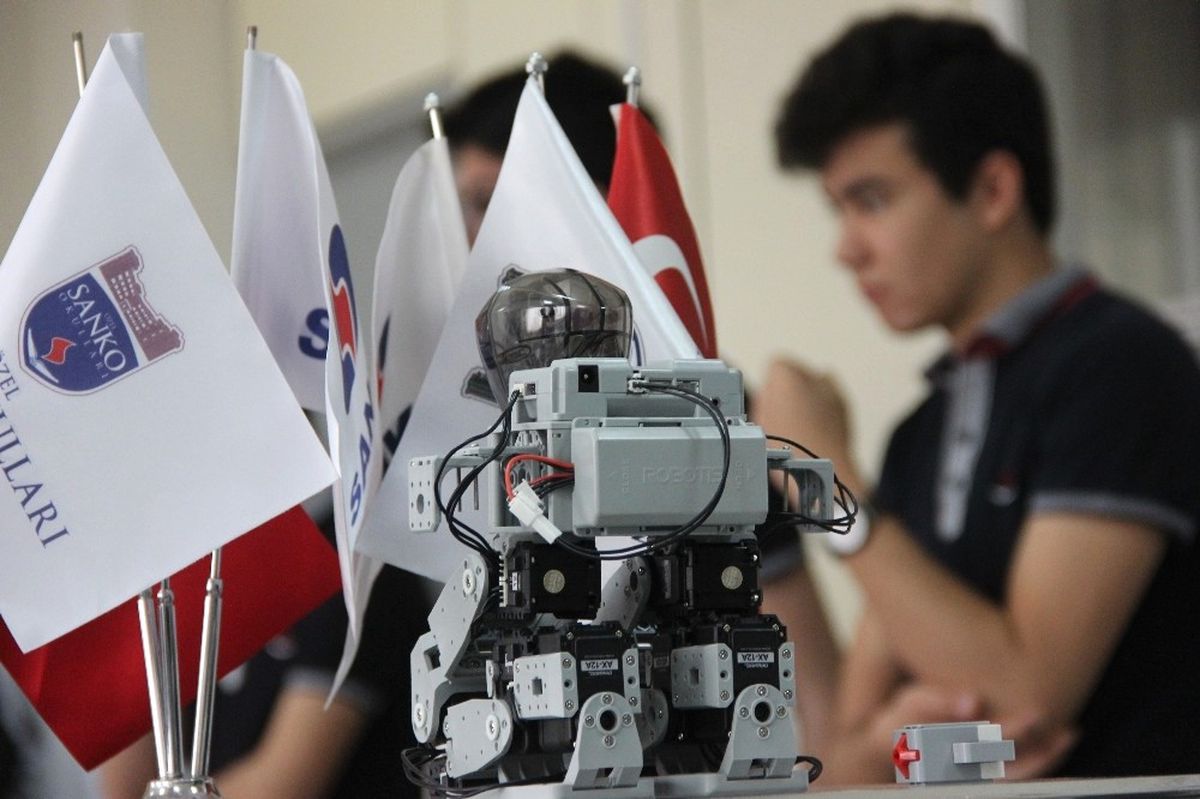 ABD\'deki Robot Yarışmalarına Türk Öğrenciler Damga Vurdu