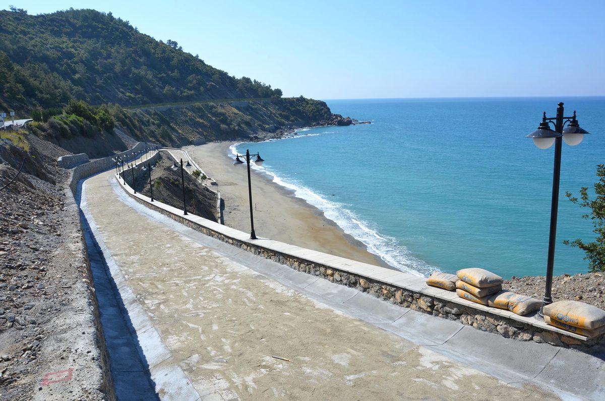 Antalya\'nın \'Uğrak Kadınlar Plajı\' sezona hazırlanıyor