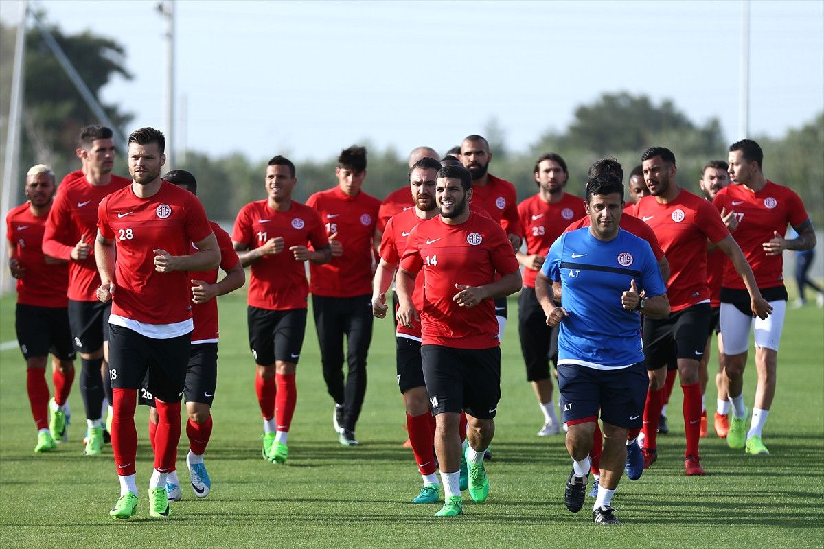 Antalyaspor\'da Medipol Başakşehir Maçı Hazırlıkları