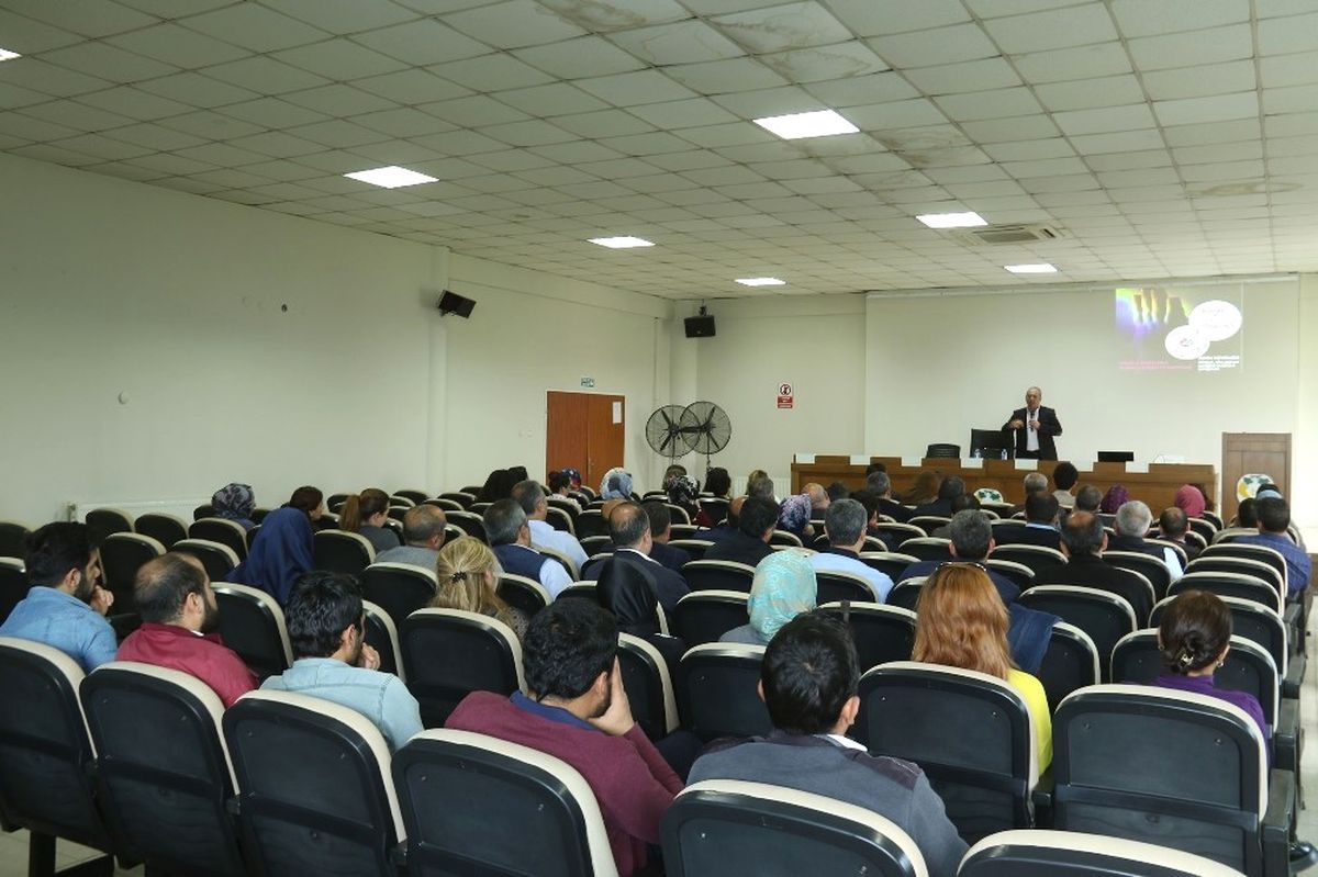 Bağlar Personeline, \'Engelli Bireylerle Doğru İletişim ve Davranış\' Eğitimi