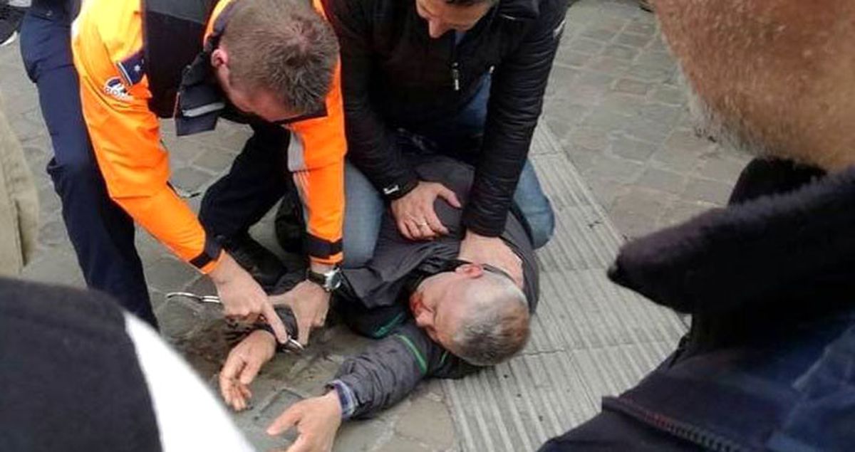 Belçika İşçi Partisi Sözcüsü Bıçaklandı