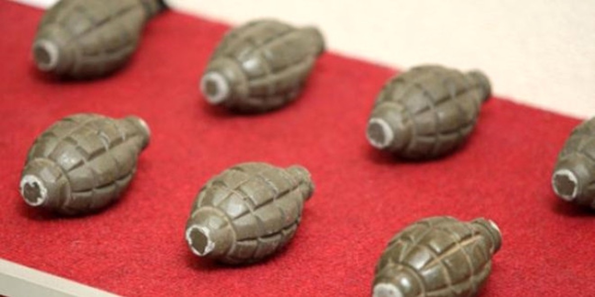 Bitlis\'te Toprağa Gömülü 38 El Bombası Bulundu