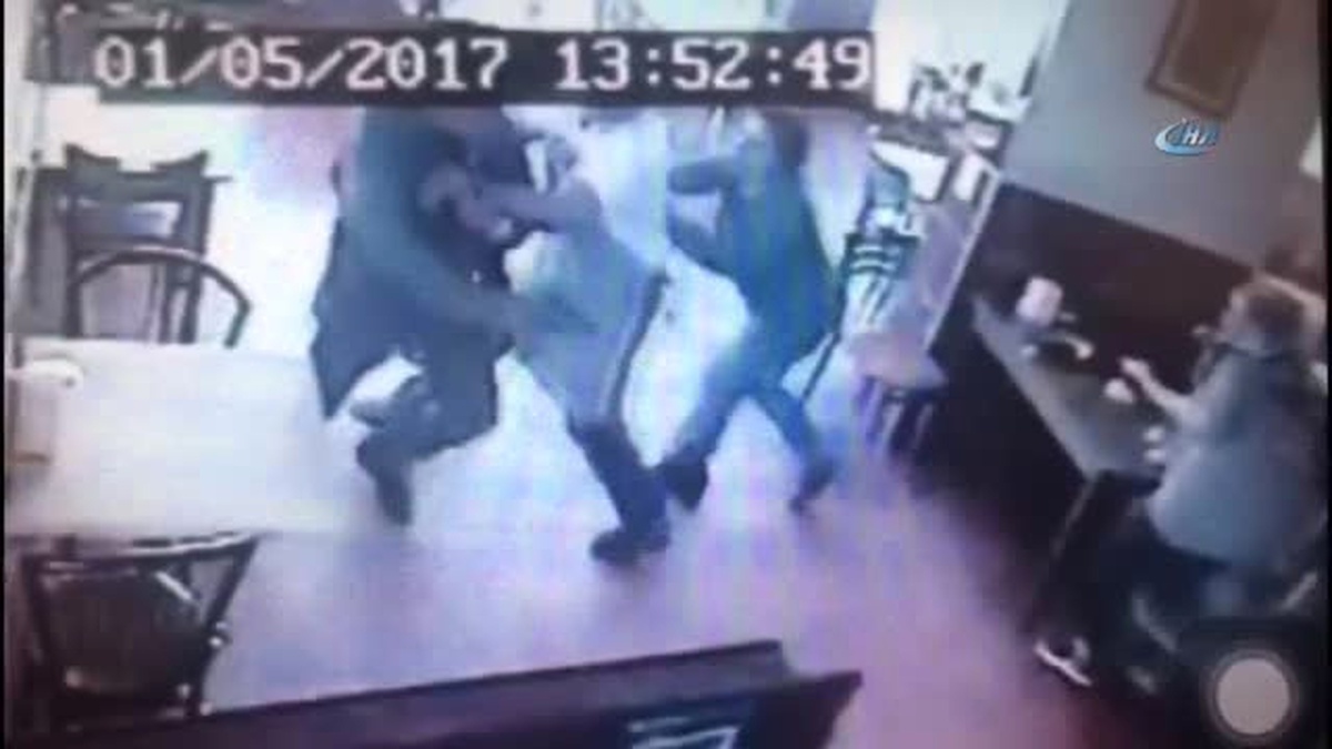 Boşanmak Üzere Olduğu Eşine Böyle Kurşun Yağdırdı