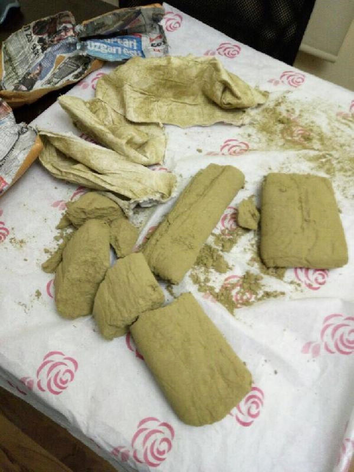 Çantasından Uyuşturucu Çıktı, Kocasını Suçladı