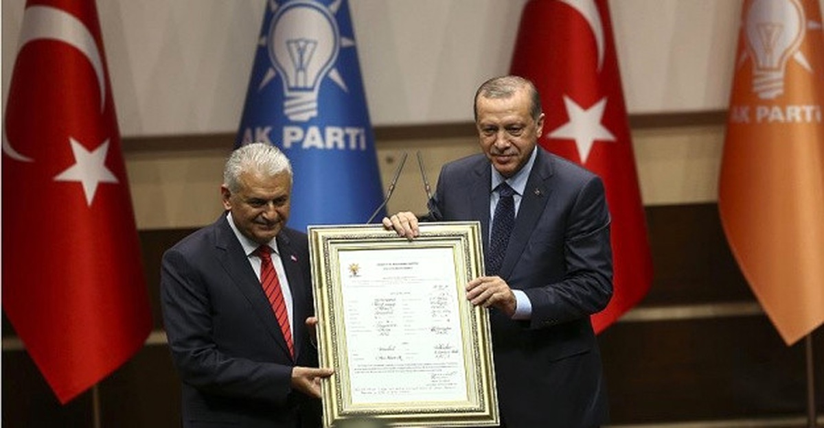 Cumhurbaşkanı Erdoğan, AK Parti\'ye Üye Oldu (11)