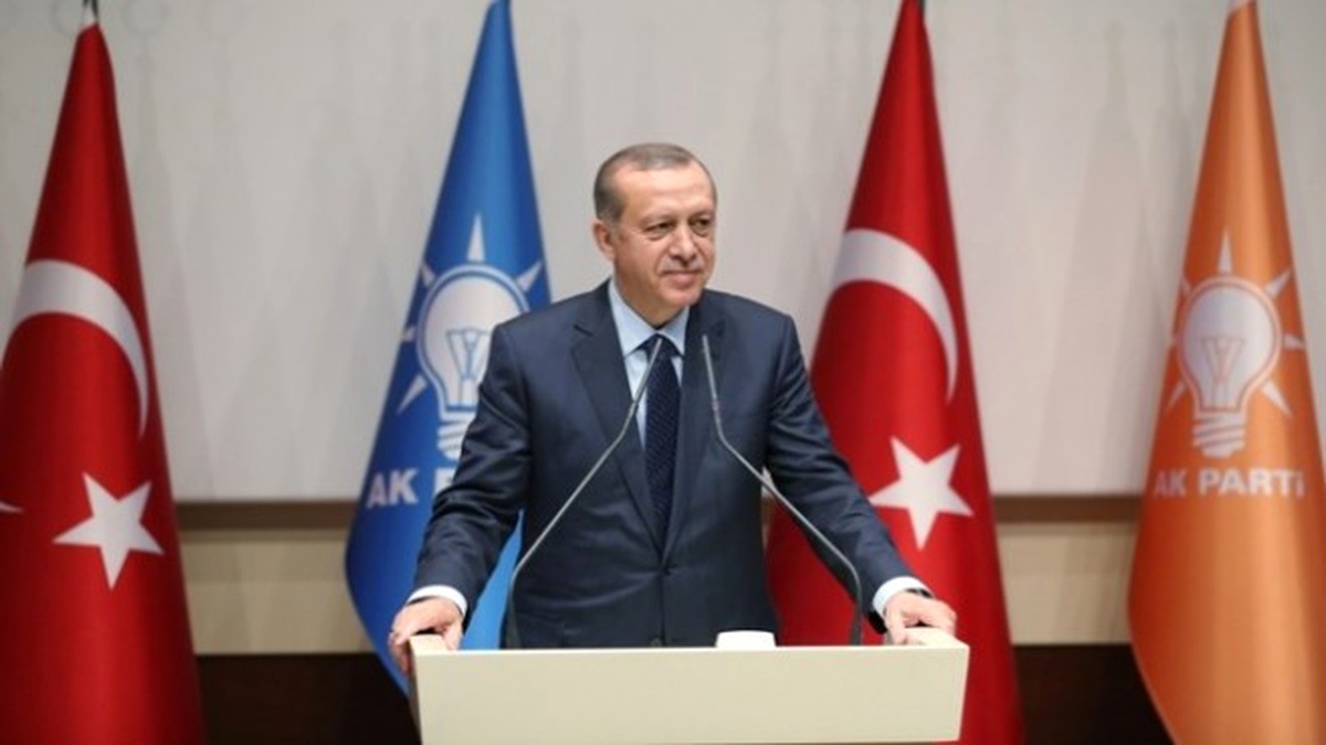 Cumhurbaşkanı Recep Tayyip Erdoğan AK Parti\'ye Üye Oldu