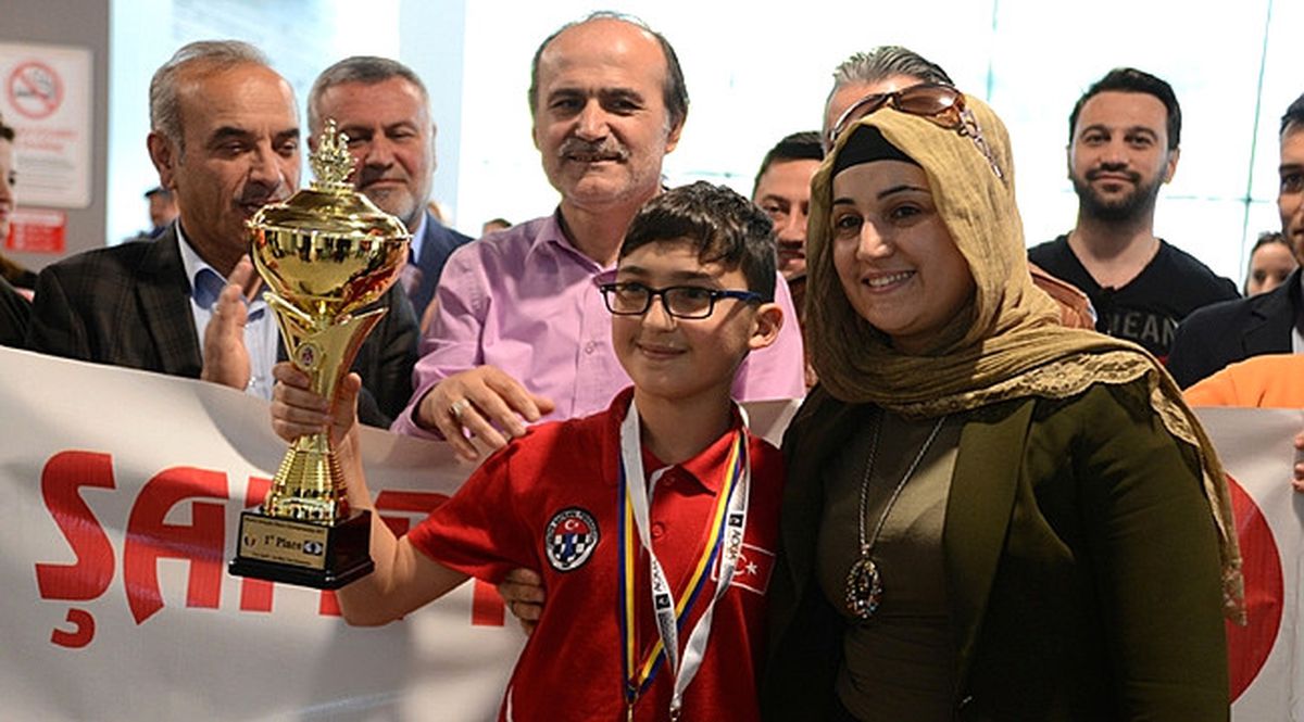 Dünya Şampiyonundan Satranç Tavsiyesi